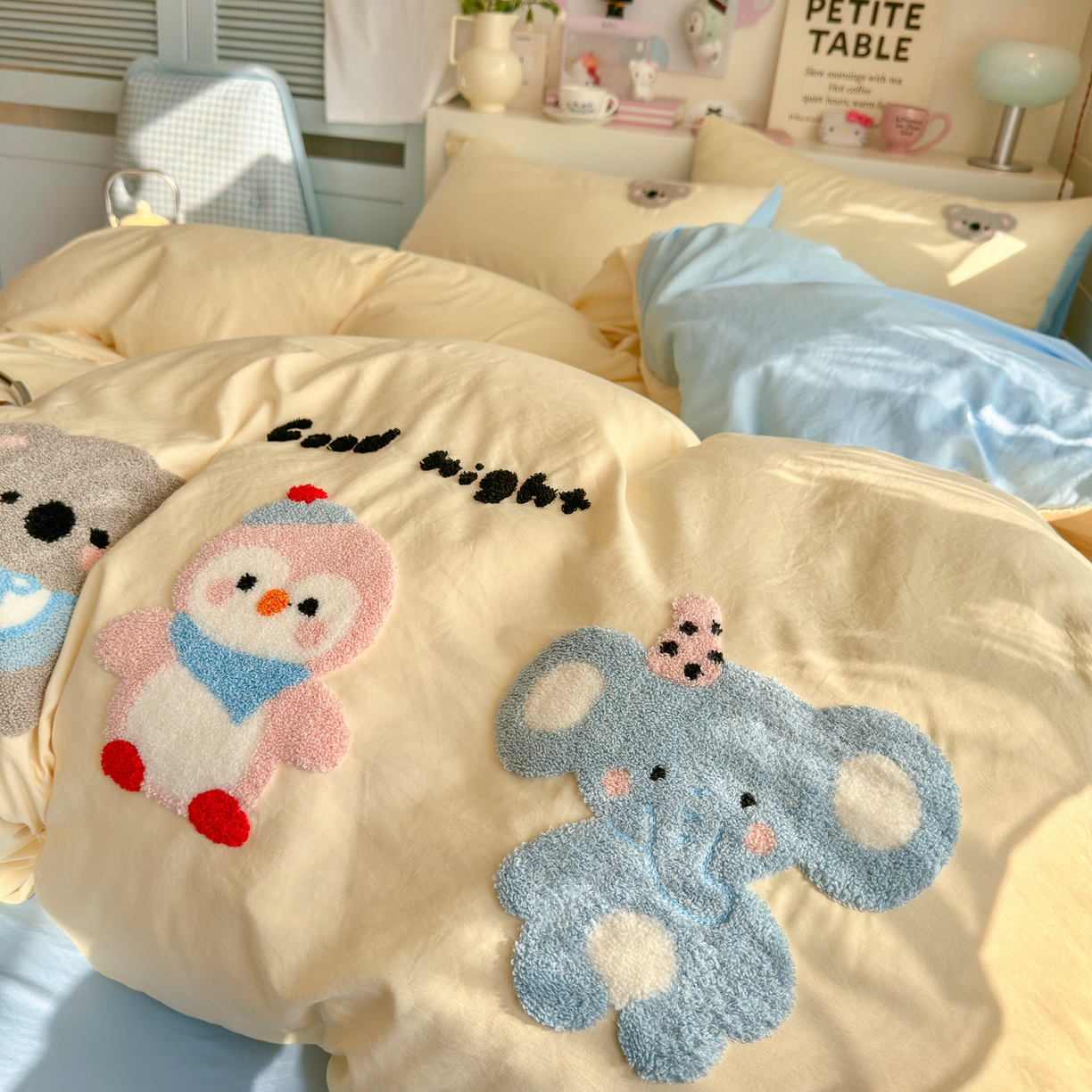 91家纺网 家纺一手货源 找家纺 优卡迪家纺馆 2026新款A类亲肤水洗棉毛巾绣系列四件套下载文件包含买家秀 森系萌宠-奶黄