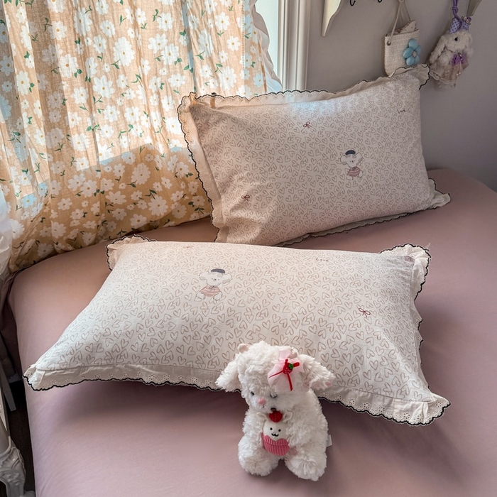 91家纺网 家纺一手货源 找家纺 一比一家纺 2026新款A类仿棉古法水洗棉法式全棉花边四件套 甜心萌宠