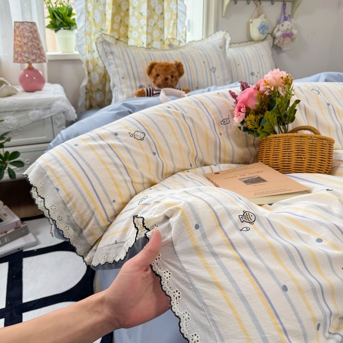 91家纺网 家纺一手货源 找家纺 一比一家纺 2026新款A类仿棉古法水洗棉法式全棉花边四件套 鱼多多