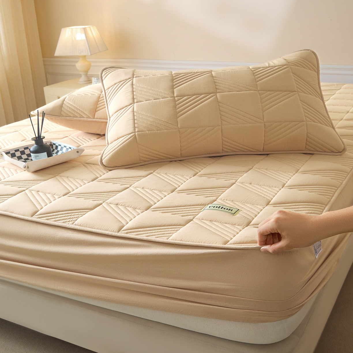 91家纺网 家纺一手货源 找家纺 芬晴家纺 2026新款全棉纯棉夹棉棉花床笠单床笠-方纹系列 方纹-浅卡