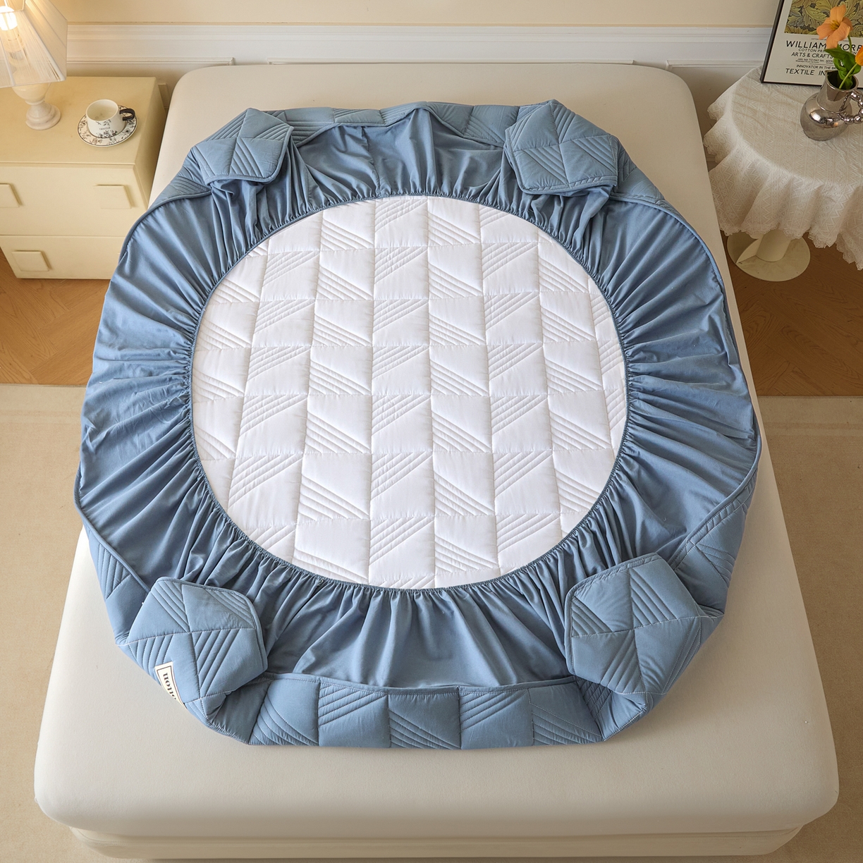 91家纺网 家纺一手货源 找家纺 芬晴家纺 2026新款全棉纯棉夹棉棉花床笠单床笠-方纹系列 方纹-雾蓝