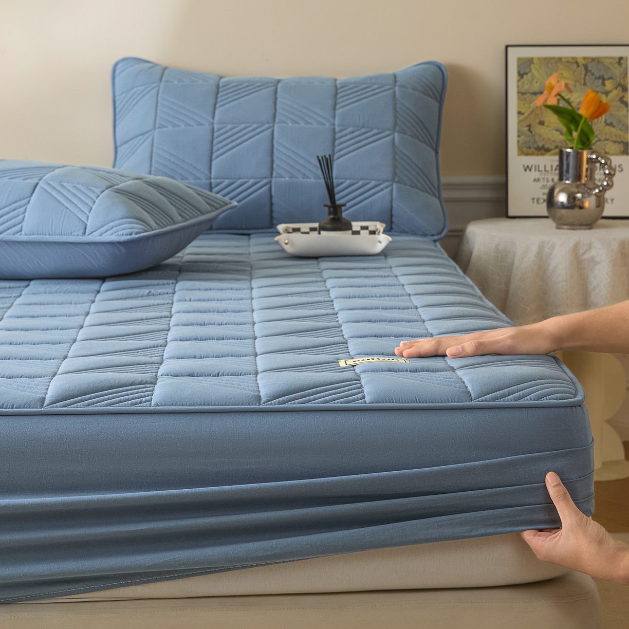 91家纺网 家纺一手货源 找家纺 芬晴家纺 2026新款全棉纯棉夹棉棉花床笠单床笠-方纹系列 方纹-雾蓝