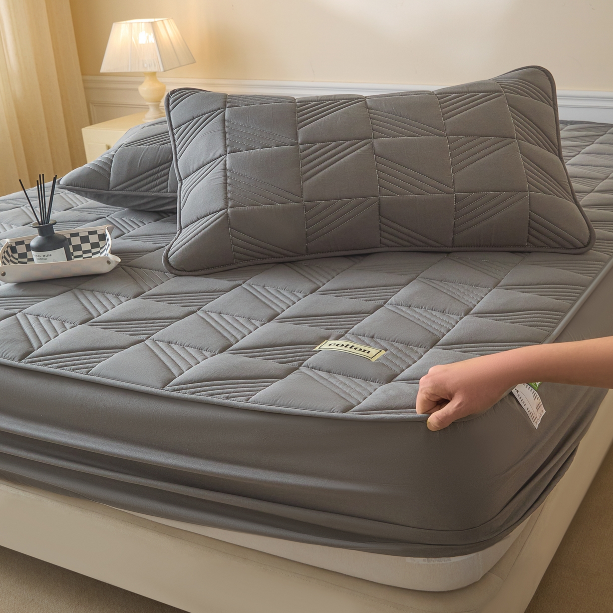 91家纺网 家纺一手货源 找家纺 芬晴家纺 2026新款全棉纯棉夹棉棉花床笠单床笠-方纹系列 方纹-岩灰