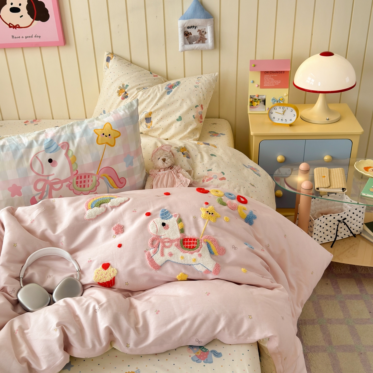 91家纺网 家纺一手货源 找家纺 女子家纺 2026新款13370纯棉毛巾绣呆萌系列四件套第一波 马上有钱-粉