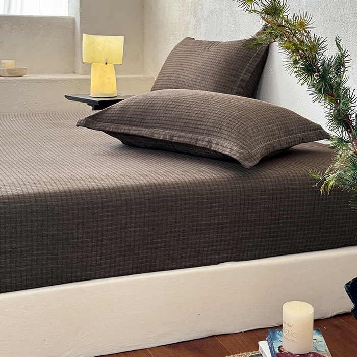 91家纺网 家纺一手货源 找家纺 法芙娜家纺 2026新款全棉色织提花床笠 深咖