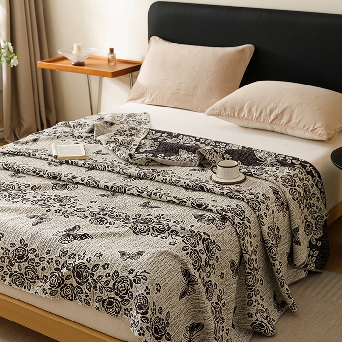 91家纺网 家纺一手货源 找家纺 悦然毛巾被 2026新款美拉德色织提花全棉纯棉纱布毛巾被夏被夏凉被空调被 花影蝶梦