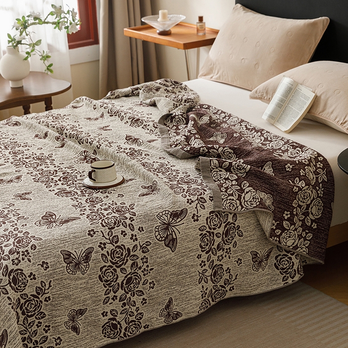 91家纺网 家纺一手货源 找家纺 悦然毛巾被 2026新款美拉德色织提花全棉纯棉纱布毛巾被夏被夏凉被空调被 花影蝶梦棕