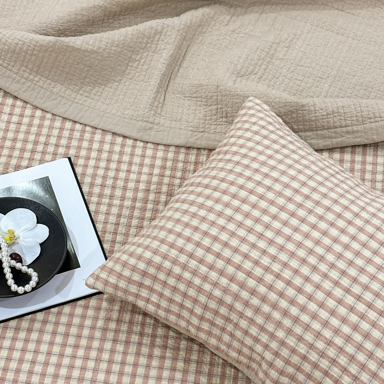 91家纺网 家纺一手货源 找家纺 床盖工厂店 2026新款双面水洗全棉填充棉花床盖三件套-朵拉系列 朵拉-粉