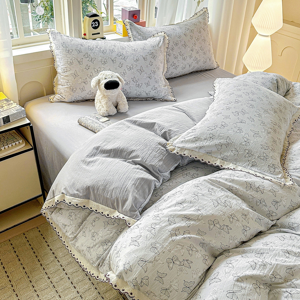 91家纺网 家纺一手货源 找家纺 韩秀家纺 2026新款A类纺棉四件套全棉花边古法水洗棉法式蕾丝花边四件套 蝶纷飞