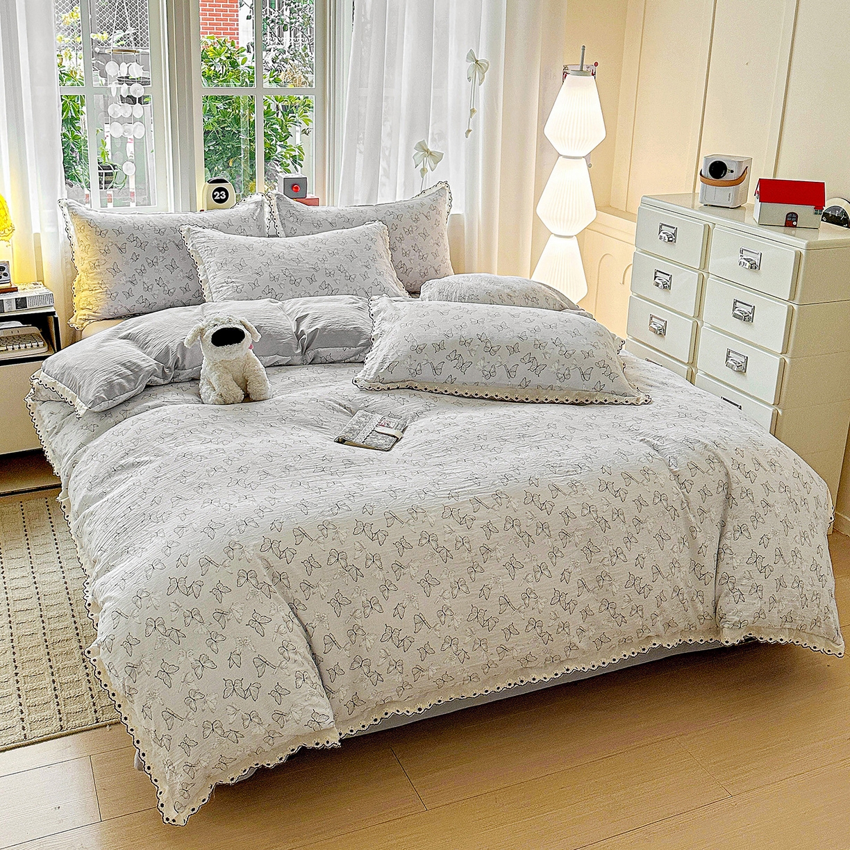 91家纺网 家纺一手货源 找家纺 韩秀家纺 2026新款A类纺棉四件套全棉花边古法水洗棉法式蕾丝花边四件套 蝶纷飞