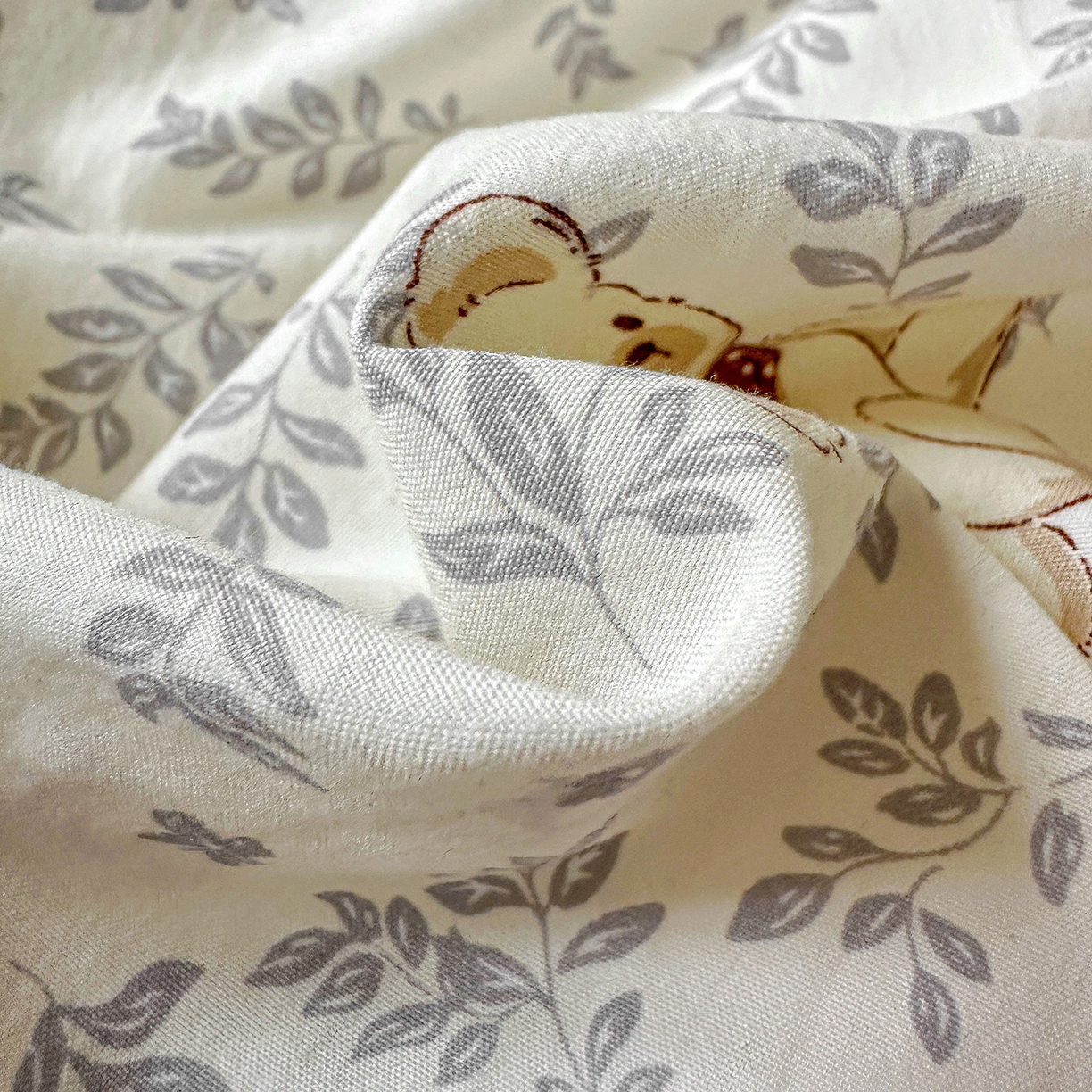 91家纺网 家纺一手货源 找家纺 韩秀家纺 2026新款A类纺棉四件套全棉花边古法水洗棉法式蕾丝花边四件套 花街萌宠