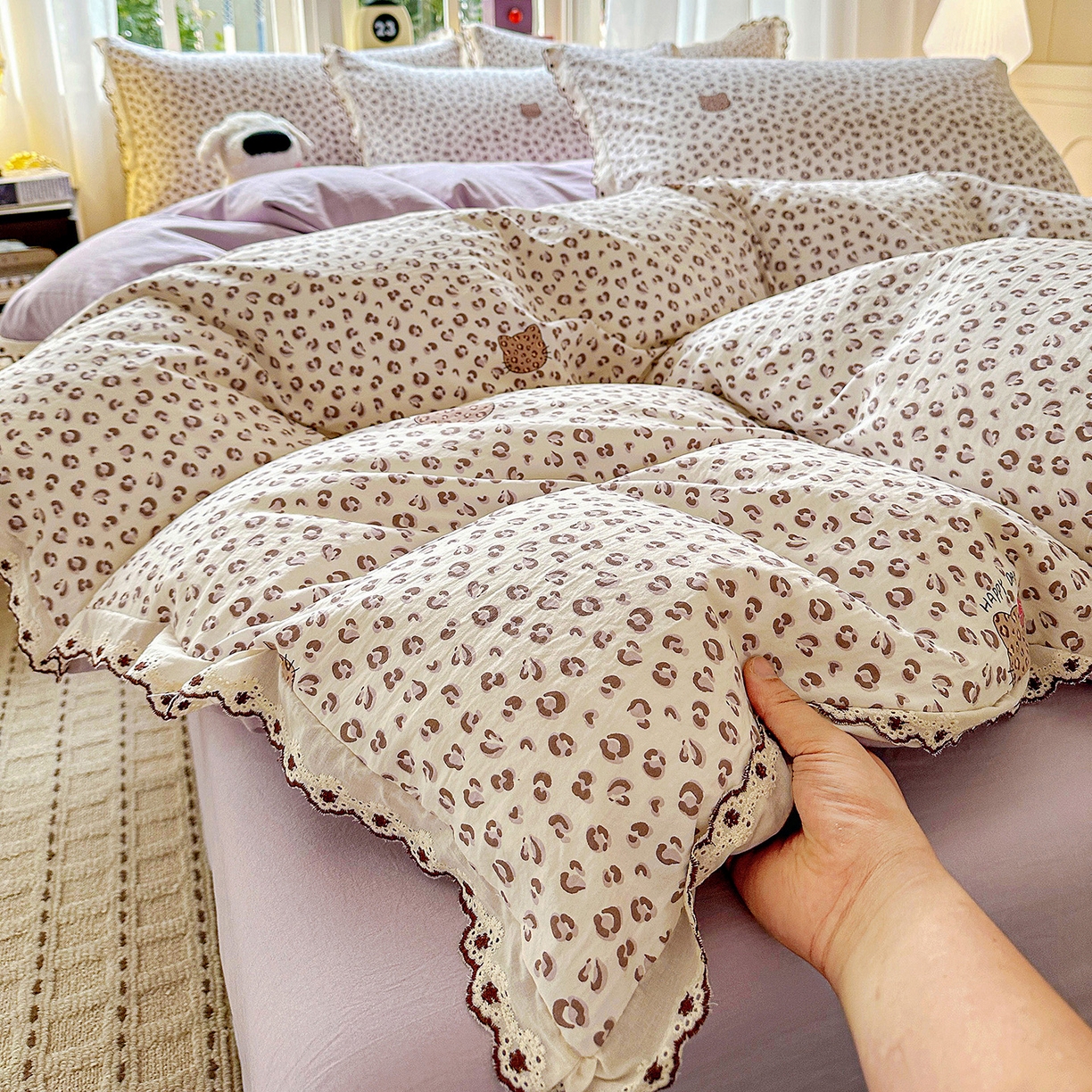 91家纺网 家纺一手货源 找家纺 韩秀家纺 2026新款A类纺棉四件套全棉花边古法水洗棉法式蕾丝花边四件套 怦然心动