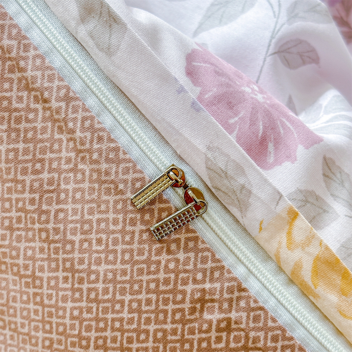 91家纺网 家纺一手货源 找家纺 帛织澜家纺 2026新款A类新疆全棉12868单品印花全棉纯棉被套系列（预留缩水，提供质检报告） 繁花似锦