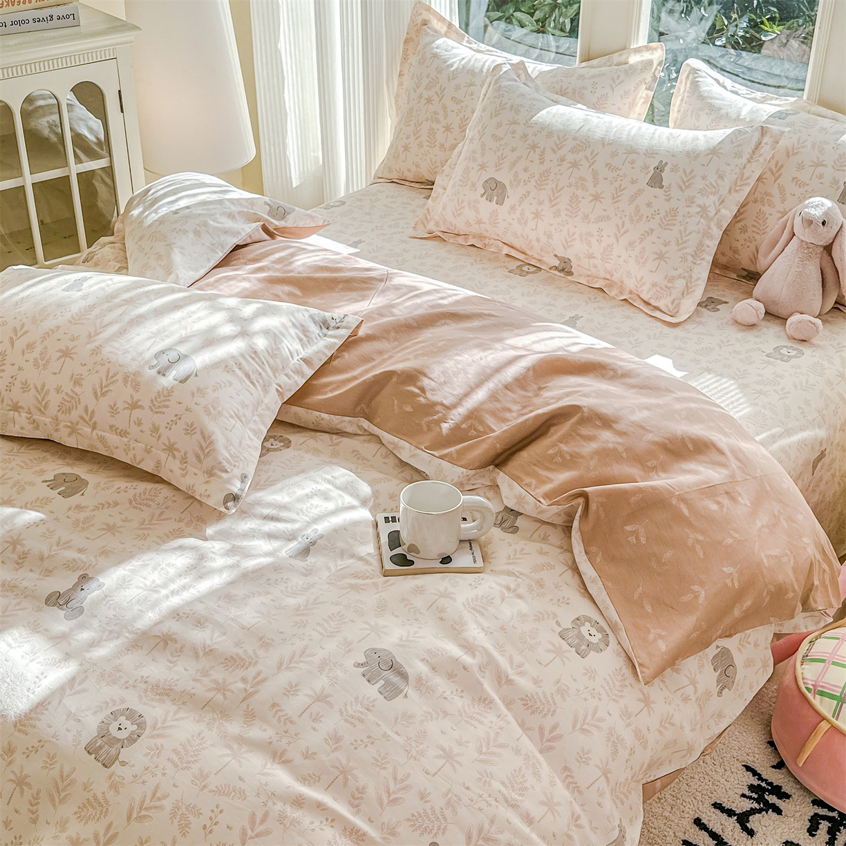 91家纺网 家纺一手货源 找家纺 帛织澜家纺 2026新款A类新疆全棉12868单品印花全棉纯棉被套系列（预留缩水，提供质检报告） 森林小镇