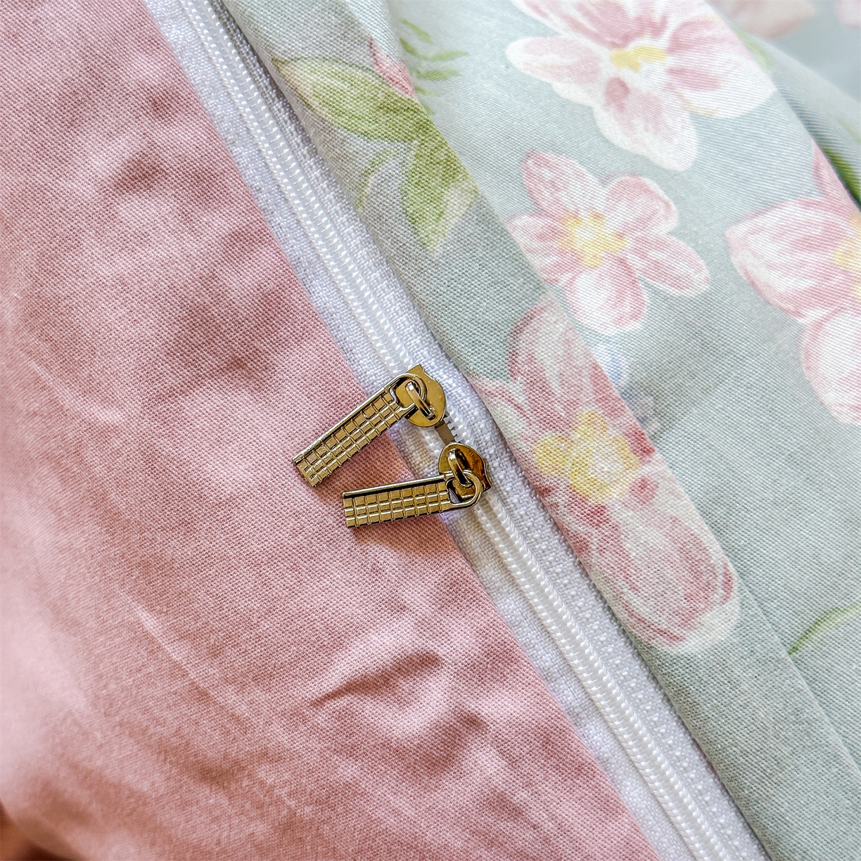 91家纺网 家纺一手货源 找家纺 帛织澜家纺 2026新款A类新疆全棉12868单品印花全棉纯棉被套系列（预留缩水，提供质检报告） 恋恋花开