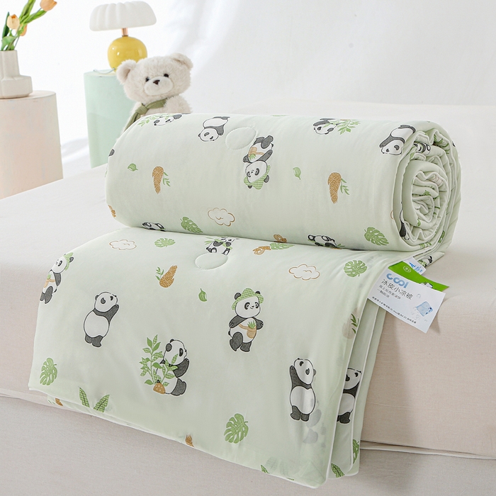 91家纺网 家纺一手货源 找家纺 亚龙工厂店 2026春夏新款网销直播爆款冰皮小凉被印花款夏被 熊猫