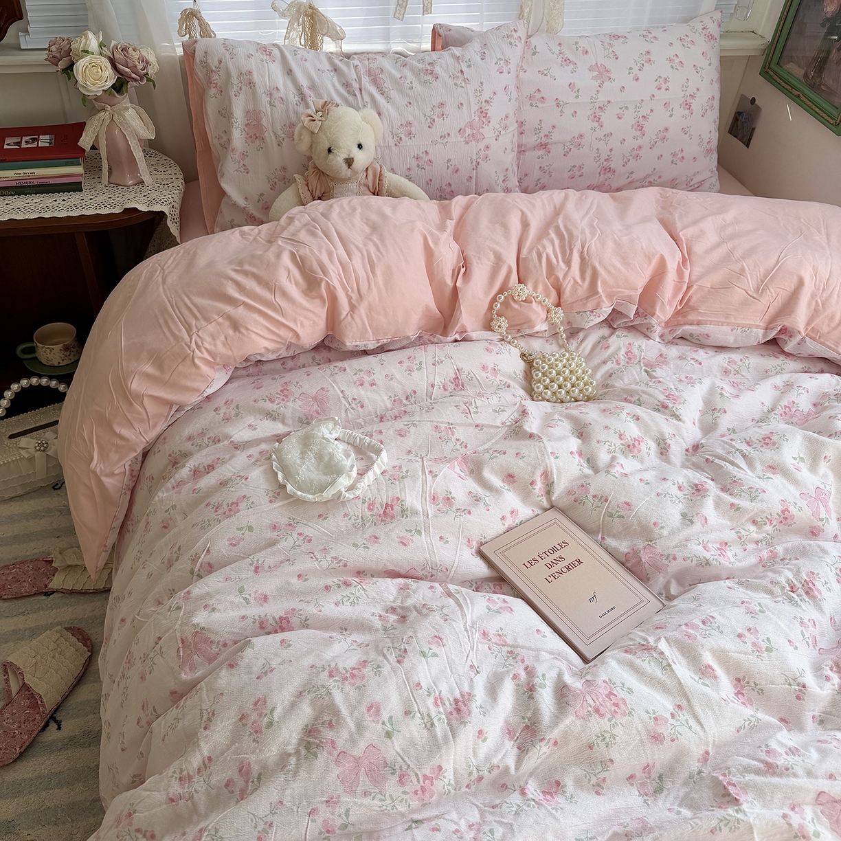 91家纺网 家纺一手货源 找家纺 原素 2026新春ins博主风双拼小碎花花卉水洗棉纱四件套 粉嫩蝴蝶结