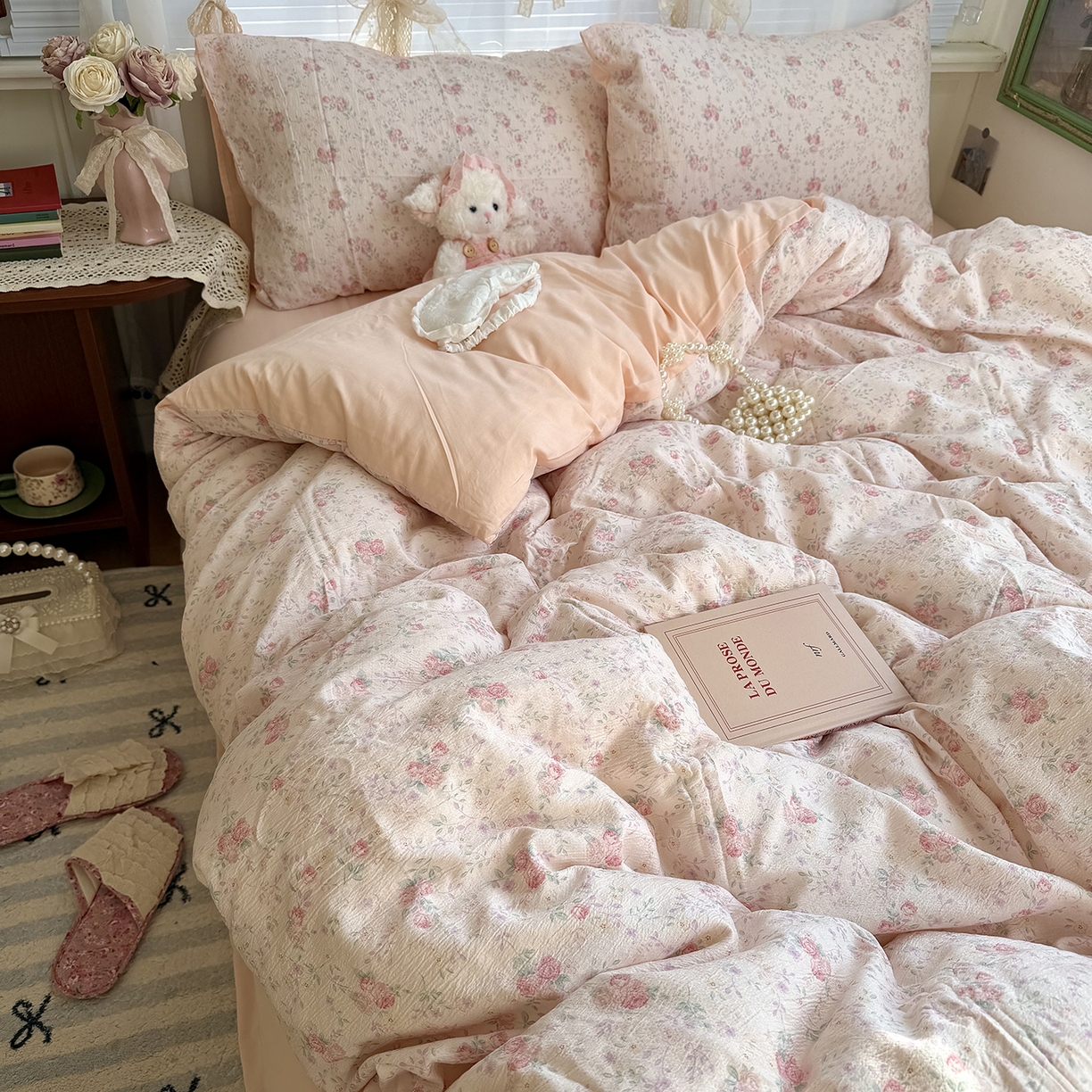 91家纺网 家纺一手货源 找家纺 原素 2026新春ins博主风双拼小碎花花卉水洗棉纱四件套 暗恋