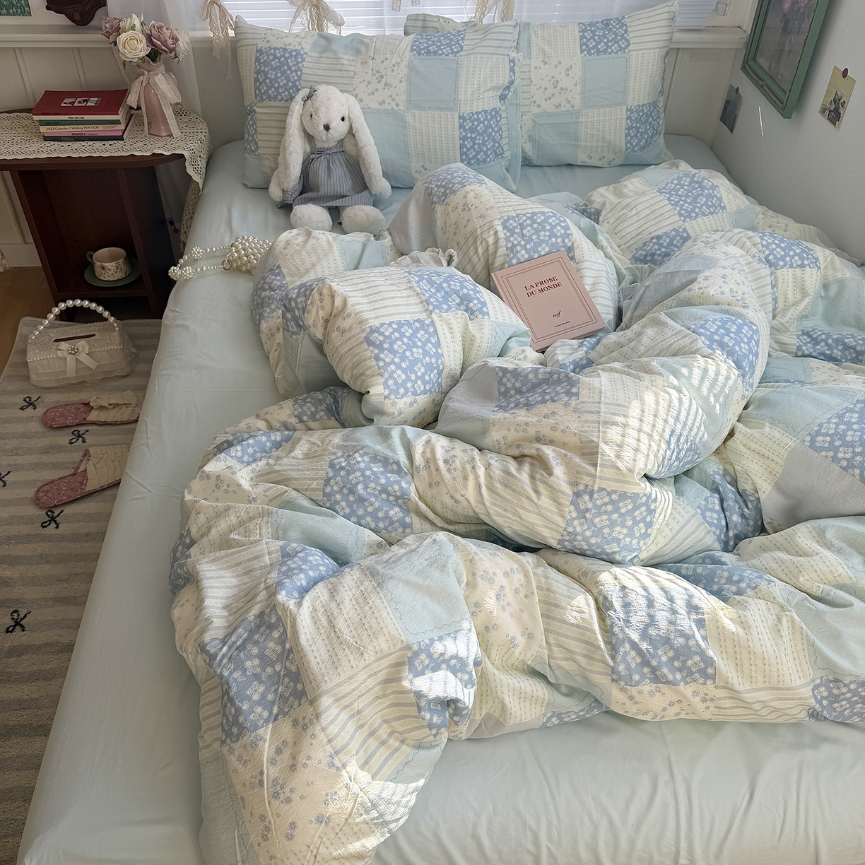 91家纺网 家纺一手货源 找家纺 原素 2026新春ins博主风双拼小碎花花卉水洗棉纱四件套 碎花蓝格