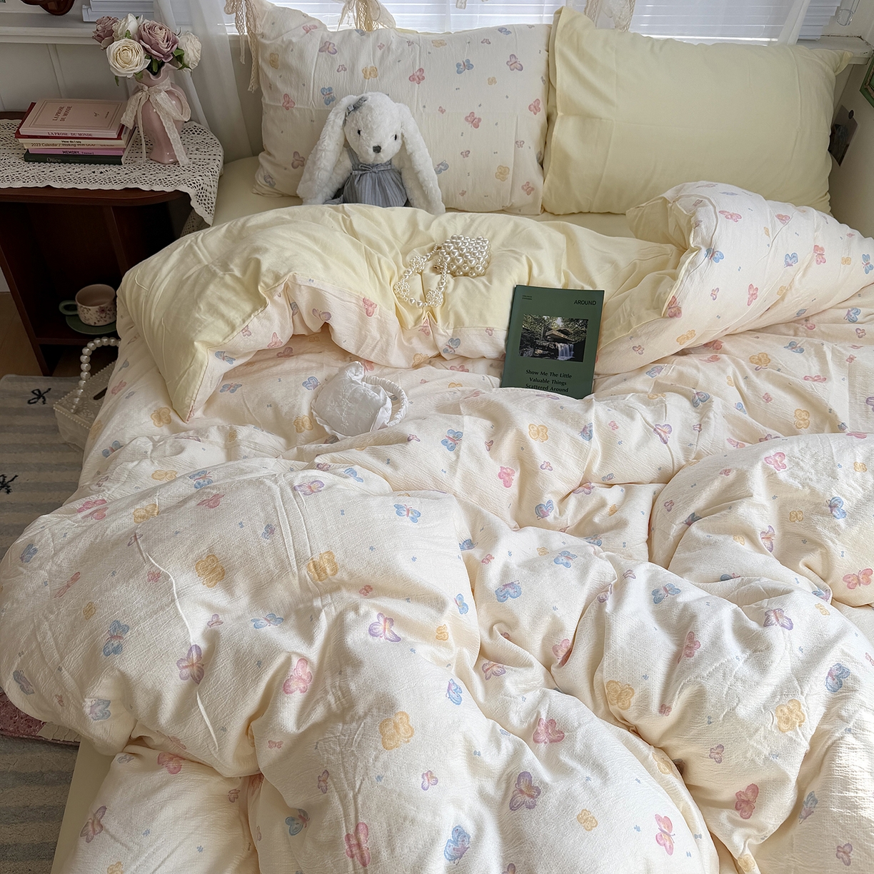 91家纺网 家纺一手货源 找家纺 原素 2026新春ins博主风双拼小碎花花卉水洗棉纱四件套 七彩蝴蝶