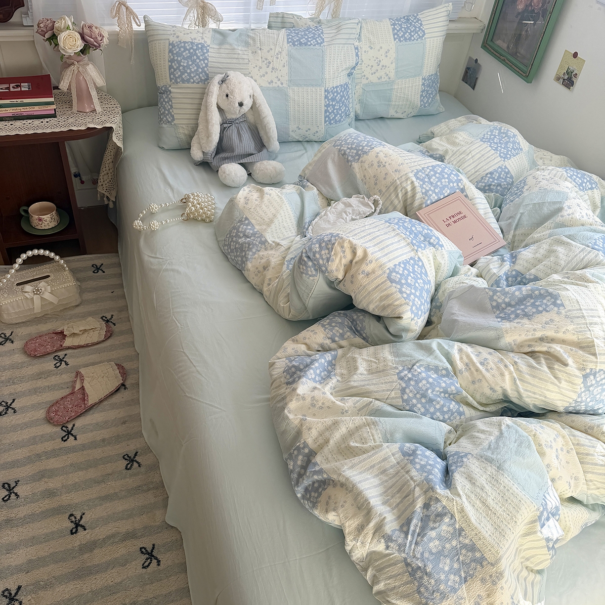 91家纺网 家纺一手货源 找家纺 原素 2026新春ins博主风双拼小碎花花卉水洗棉纱四件套 碎花蓝格