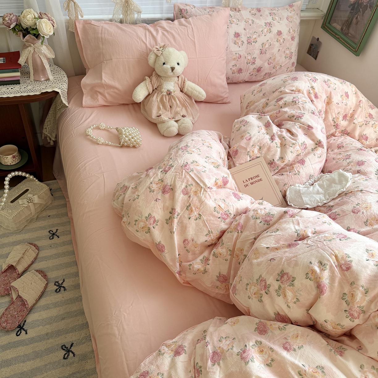 91家纺网 家纺一手货源 找家纺 原素 2026新春ins博主风双拼小碎花花卉水洗棉纱四件套 粉玫瑰