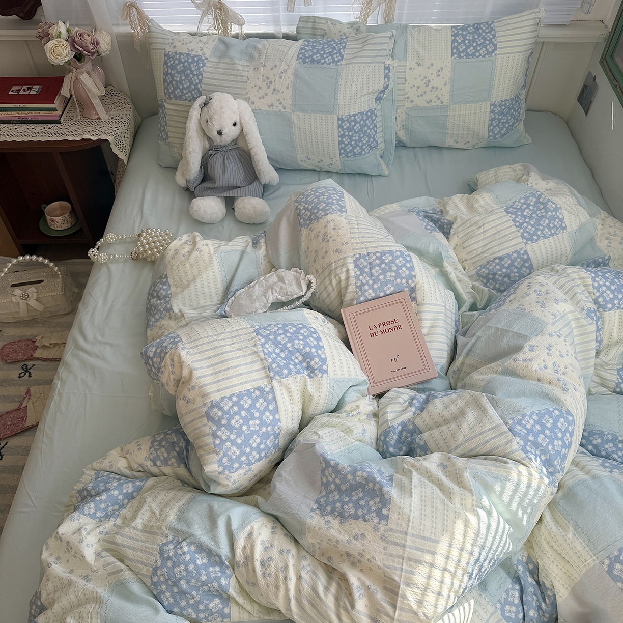 91家纺网 家纺一手货源 找家纺 原素 2026新春ins博主风双拼小碎花花卉水洗棉纱四件套 碎花蓝格