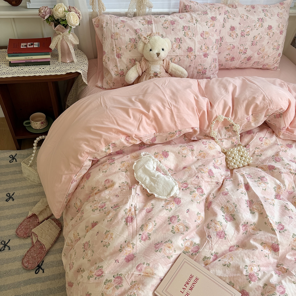 91家纺网 家纺一手货源 找家纺 原素 2026新春ins博主风双拼小碎花花卉水洗棉纱四件套 粉玫瑰