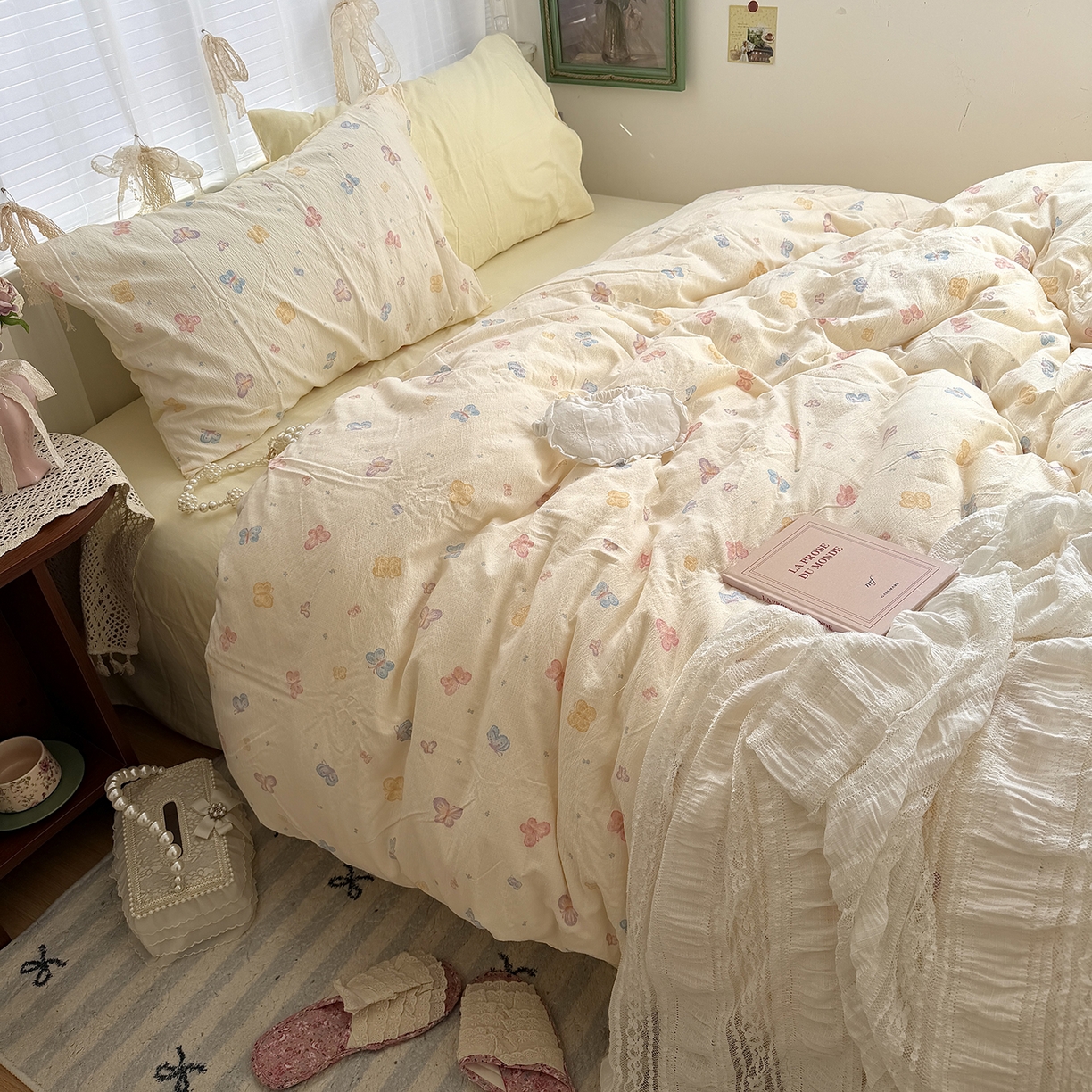 91家纺网 家纺一手货源 找家纺 原素 2026新春ins博主风双拼小碎花花卉水洗棉纱四件套 七彩蝴蝶