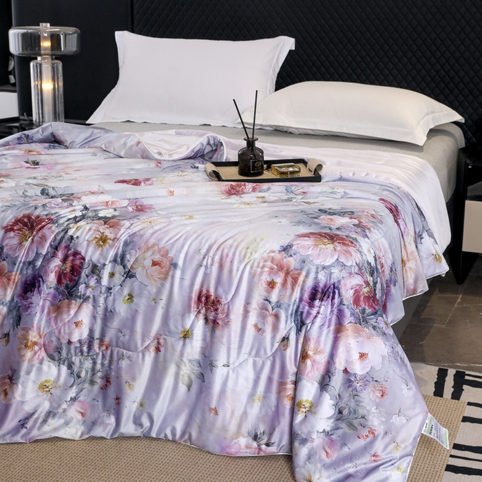 91家纺网 家纺一手货源 找家纺 亚龙工厂店 2026春夏新款直播网销爆款油光丝数码印花锦氨凉感被呱呱被夏被 奥利花园