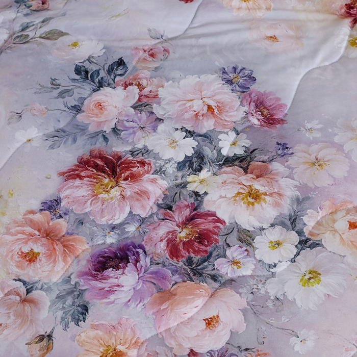 91家纺网 家纺一手货源 找家纺 亚龙工厂店 2026春夏新款直播网销爆款油光丝数码印花锦氨凉感被呱呱被夏被 奥利花园