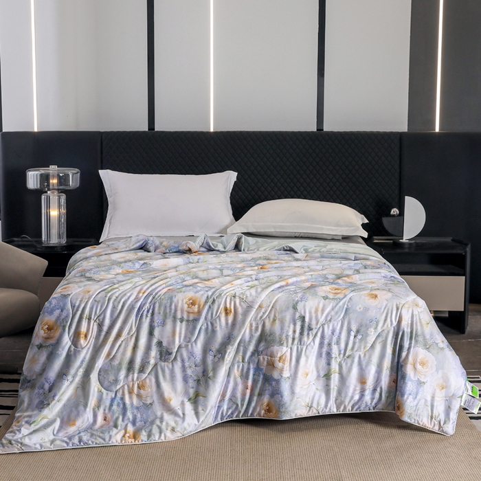 91家纺网 家纺一手货源 找家纺 亚龙工厂店 2026春夏新款直播网销爆款油光丝数码印花锦氨凉感被呱呱被夏被 晨露兰