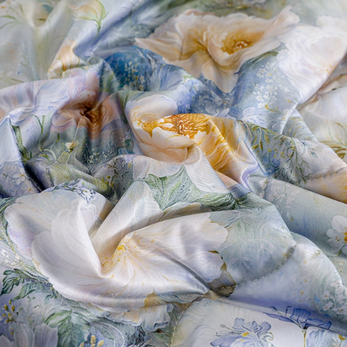 91家纺网 家纺一手货源 找家纺 亚龙工厂店 2026春夏新款直播网销爆款油光丝数码印花锦氨凉感被呱呱被夏被 晨露兰