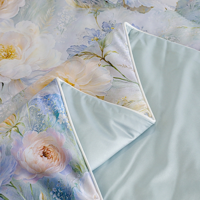 91家纺网 家纺一手货源 找家纺 亚龙工厂店 2026春夏新款直播网销爆款油光丝数码印花锦氨凉感被呱呱被夏被 晨露兰