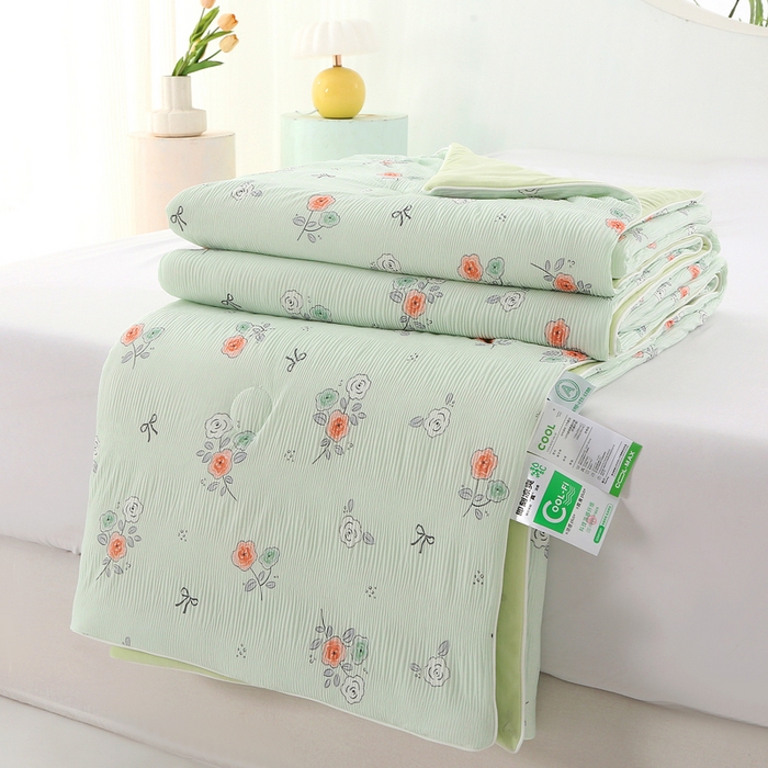 91家纺网 家纺一手货源 找家纺 亚龙工厂店 2026春夏新款网销跨境直播爆款法式小香风皱皱纱冷感被夏被 町香绿