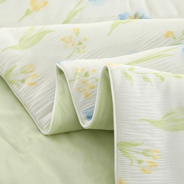 91家纺网 家纺一手货源 找家纺 亚龙工厂店 2026春夏新款网销跨境直播爆款法式小香风皱皱纱冷感被夏被 情叶绿