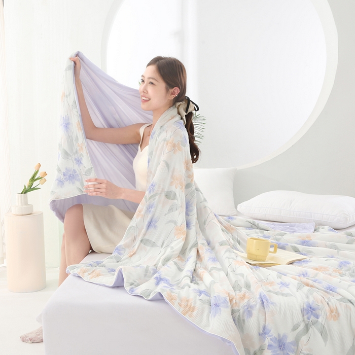 91家纺网 家纺一手货源 找家纺 亚龙工厂店 2026春夏新款网销跨境直播爆款法式小香风皱皱纱冷感被夏被 微意