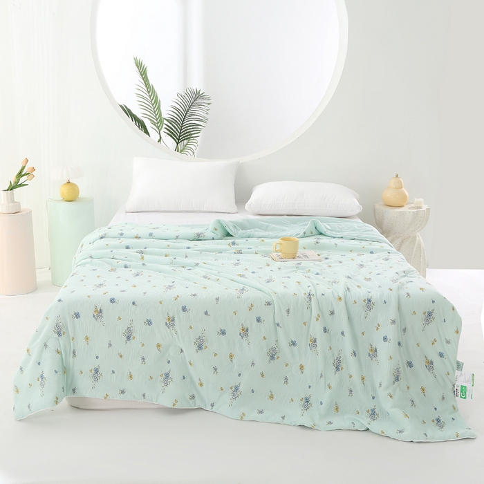 91家纺网 家纺一手货源 找家纺 亚龙工厂店 2026春夏新款网销跨境直播爆款法式小香风皱皱纱冷感被夏被 小飞花