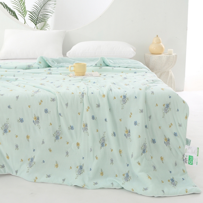 91家纺网 家纺一手货源 找家纺 亚龙工厂店 2026春夏新款网销跨境直播爆款法式小香风皱皱纱冷感被夏被 小飞花