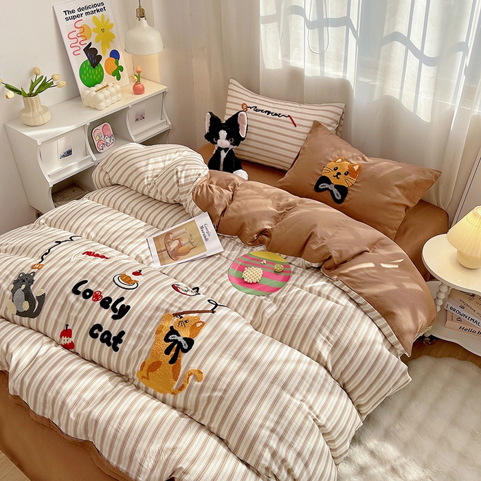 91家纺网 家纺一手货源 找家纺 （总）炫拼家纺 2026新款全棉A类双层纱卡通毛巾绣四件套-泡芙系列