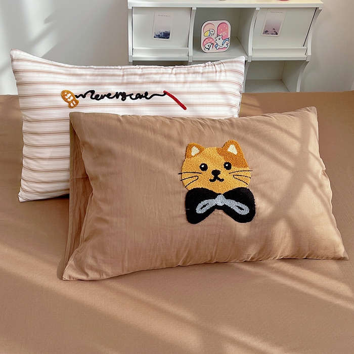 91家纺网 家纺一手货源 找家纺 （总）炫拼家纺 2026新款全棉A类双层纱卡通毛巾绣四件套-泡芙系列