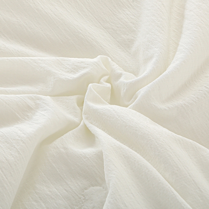 91家纺网 家纺一手货源 找家纺 亚龙工厂店 2026春夏新款爆款法式小香风皱皱纱木棉大豆被夏被 白色