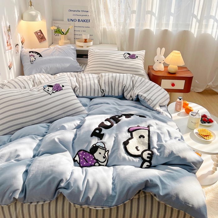 91家纺网 家纺一手货源 找家纺 （总）炫拼家纺 2026新款全棉A类双层纱卡通毛巾绣四件套-泡芙系列