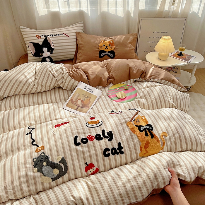 炫拼家纺 2026新款全棉A类双层纱卡通毛巾绣四件套-泡芙系列 泡芙-小猫