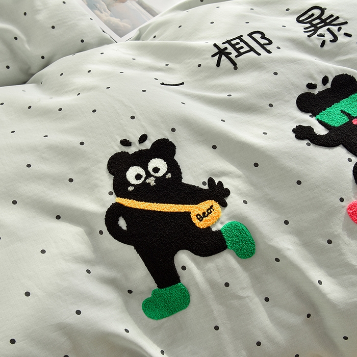 91家纺网 家纺一手货源 找家纺 炫拼家纺 2026新款全棉A类双层纱卡通毛巾绣四件套-泡芙系列 泡芙-椰暴富