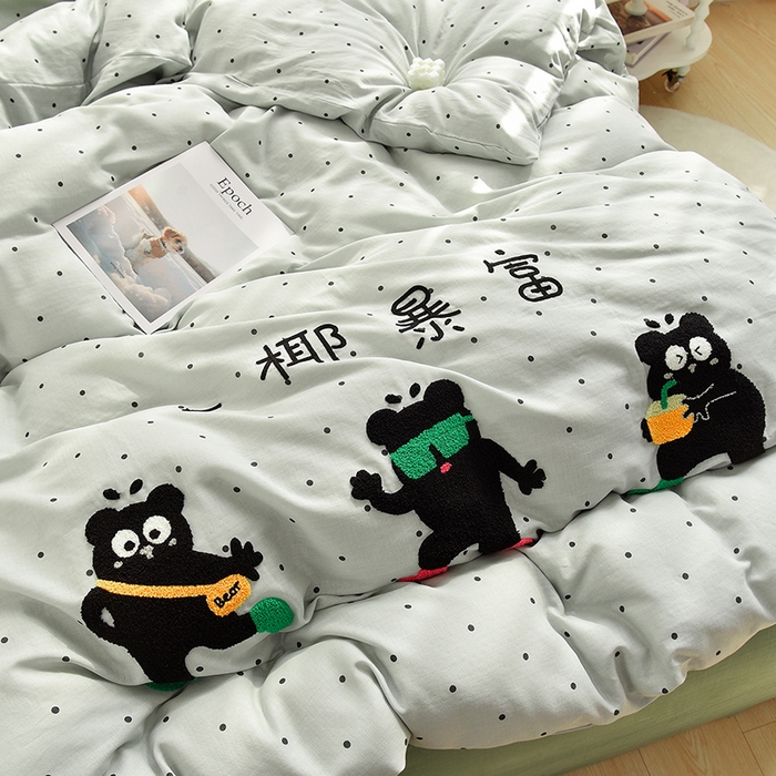 91家纺网 家纺一手货源 找家纺 炫拼家纺 2026新款全棉A类双层纱卡通毛巾绣四件套-泡芙系列 泡芙-椰暴富