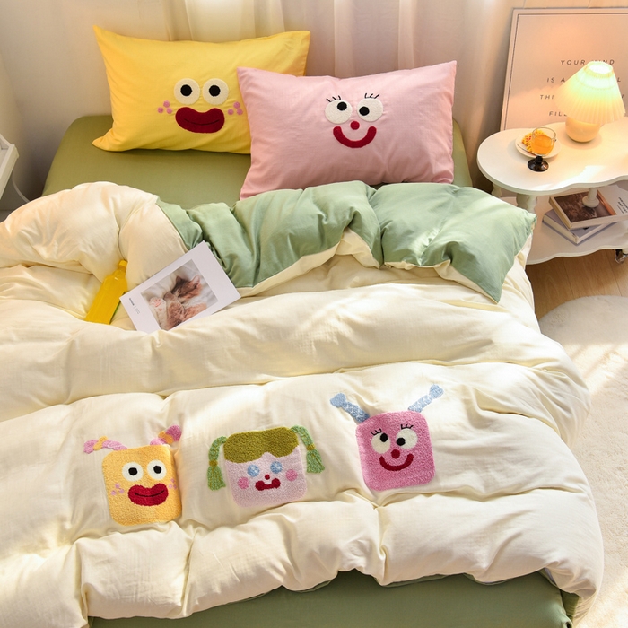 91家纺网 家纺一手货源 找家纺 炫拼家纺 2026新款全棉A类双层纱卡通毛巾绣四件套-泡芙系列 泡芙-女孩派对