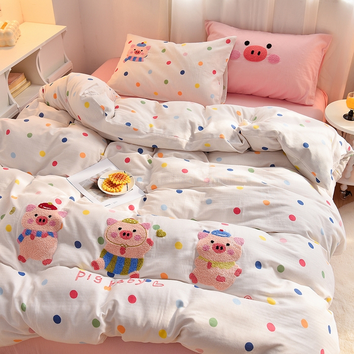 91家纺网 家纺一手货源 找家纺 炫拼家纺 2026新款全棉A类双层纱卡通毛巾绣四件套-泡芙系列 泡芙-三只小猪