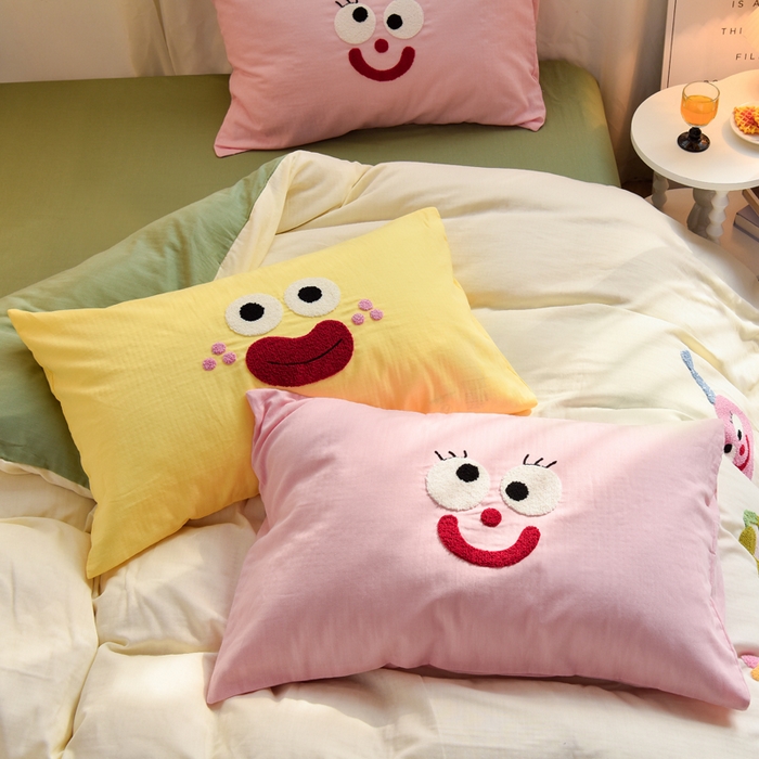 91家纺网 家纺一手货源 找家纺 炫拼家纺 2026新款全棉A类双层纱卡通毛巾绣四件套-泡芙系列 泡芙-女孩派对