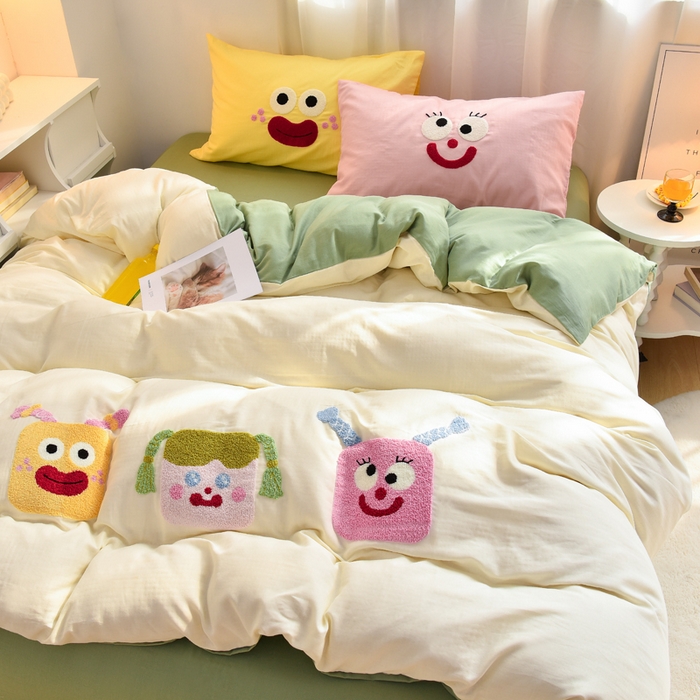 91家纺网 家纺一手货源 找家纺 炫拼家纺 2026新款全棉A类双层纱卡通毛巾绣四件套-泡芙系列 泡芙-女孩派对